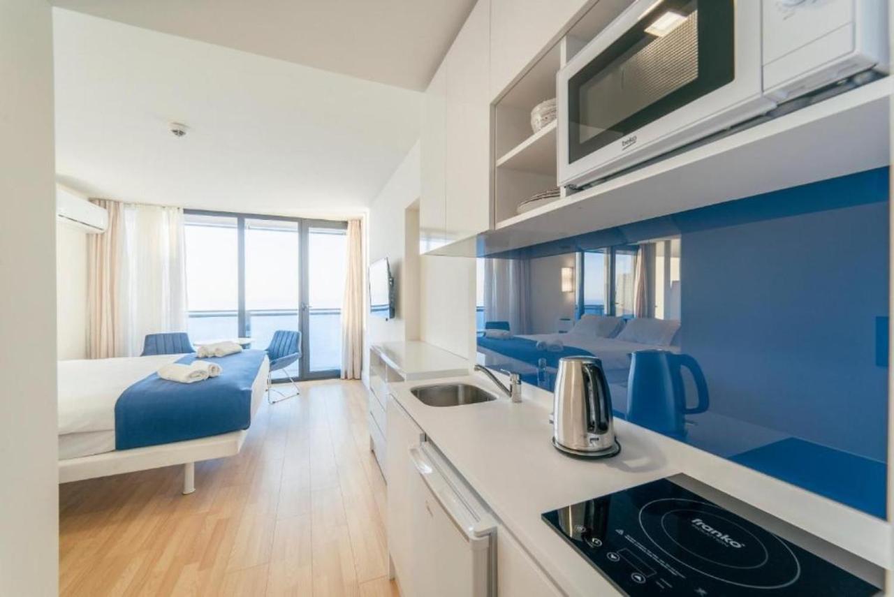 Luxury Sea View Apartments In Orbi City 巴统 外观 照片