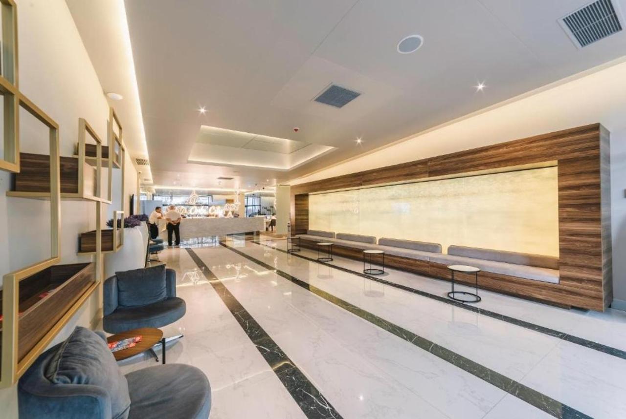 Luxury Sea View Apartments In Orbi City 巴统 外观 照片