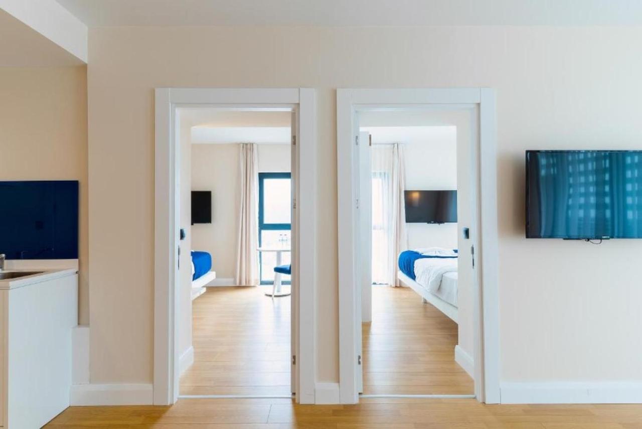 Luxury Sea View Apartments In Orbi City 巴统 外观 照片