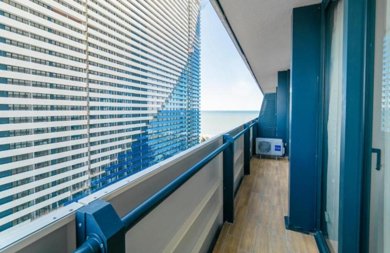 Luxury Sea View Apartments In Orbi City 巴统 外观 照片