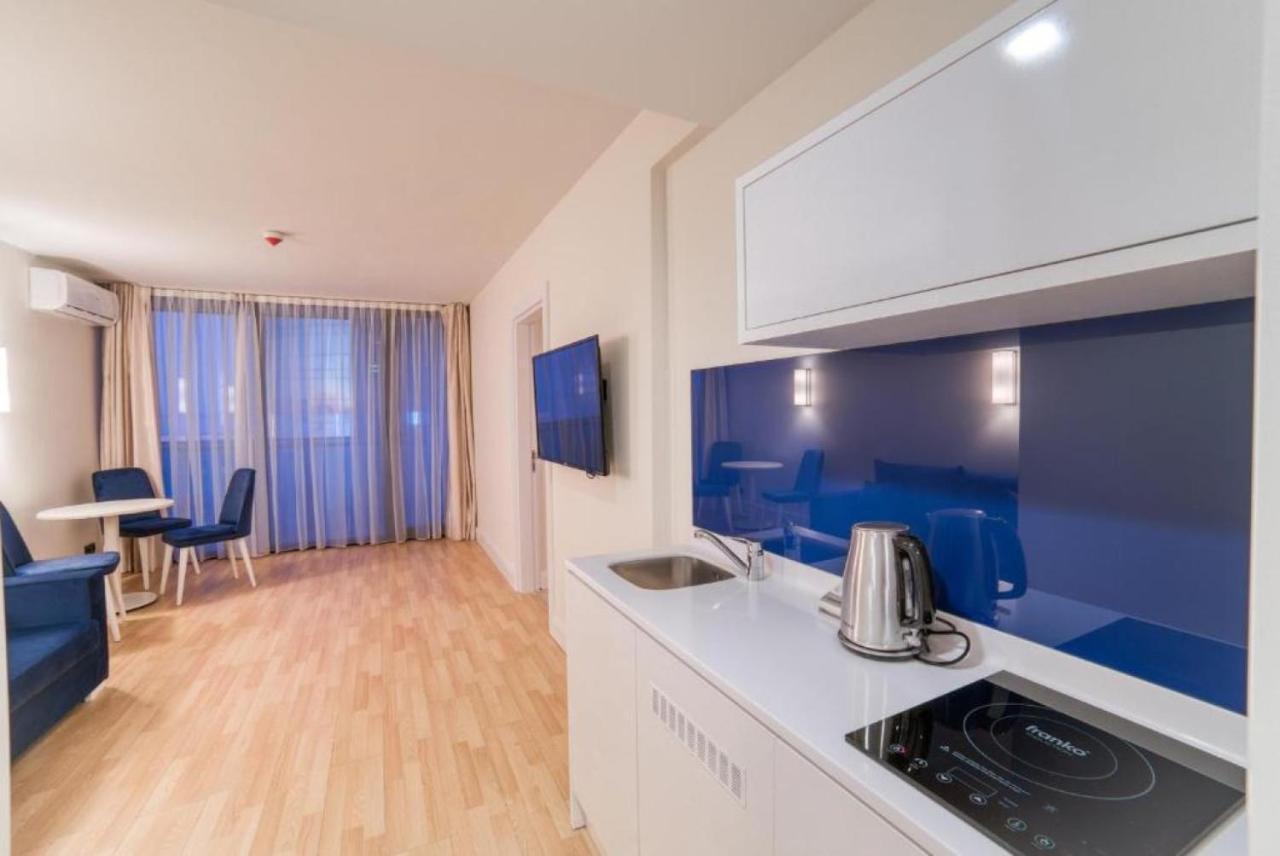 Luxury Sea View Apartments In Orbi City 巴统 外观 照片