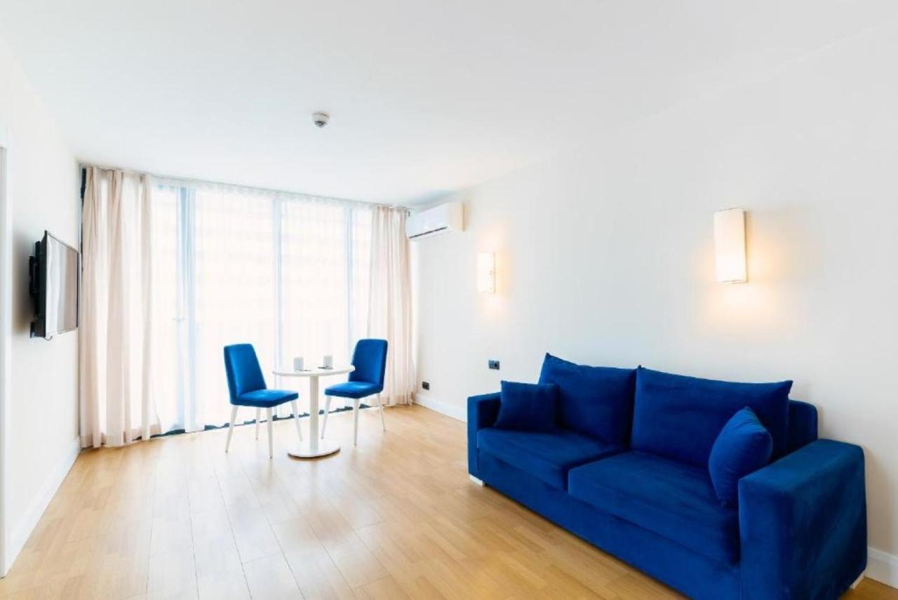 Luxury Sea View Apartments In Orbi City 巴统 外观 照片