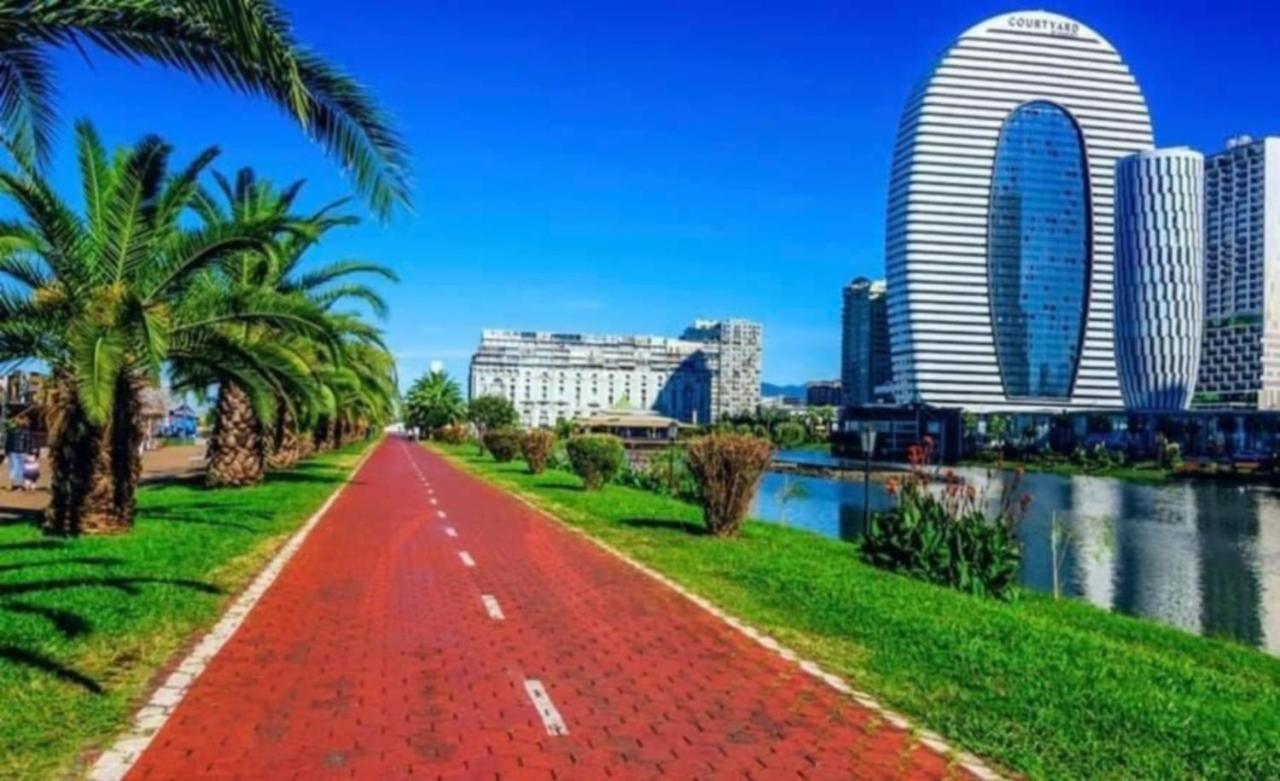 Luxury Sea View Apartments In Orbi City 巴统 外观 照片