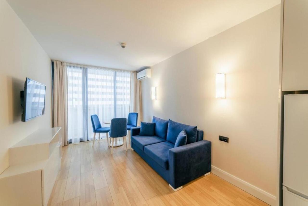 Luxury Sea View Apartments In Orbi City 巴统 外观 照片