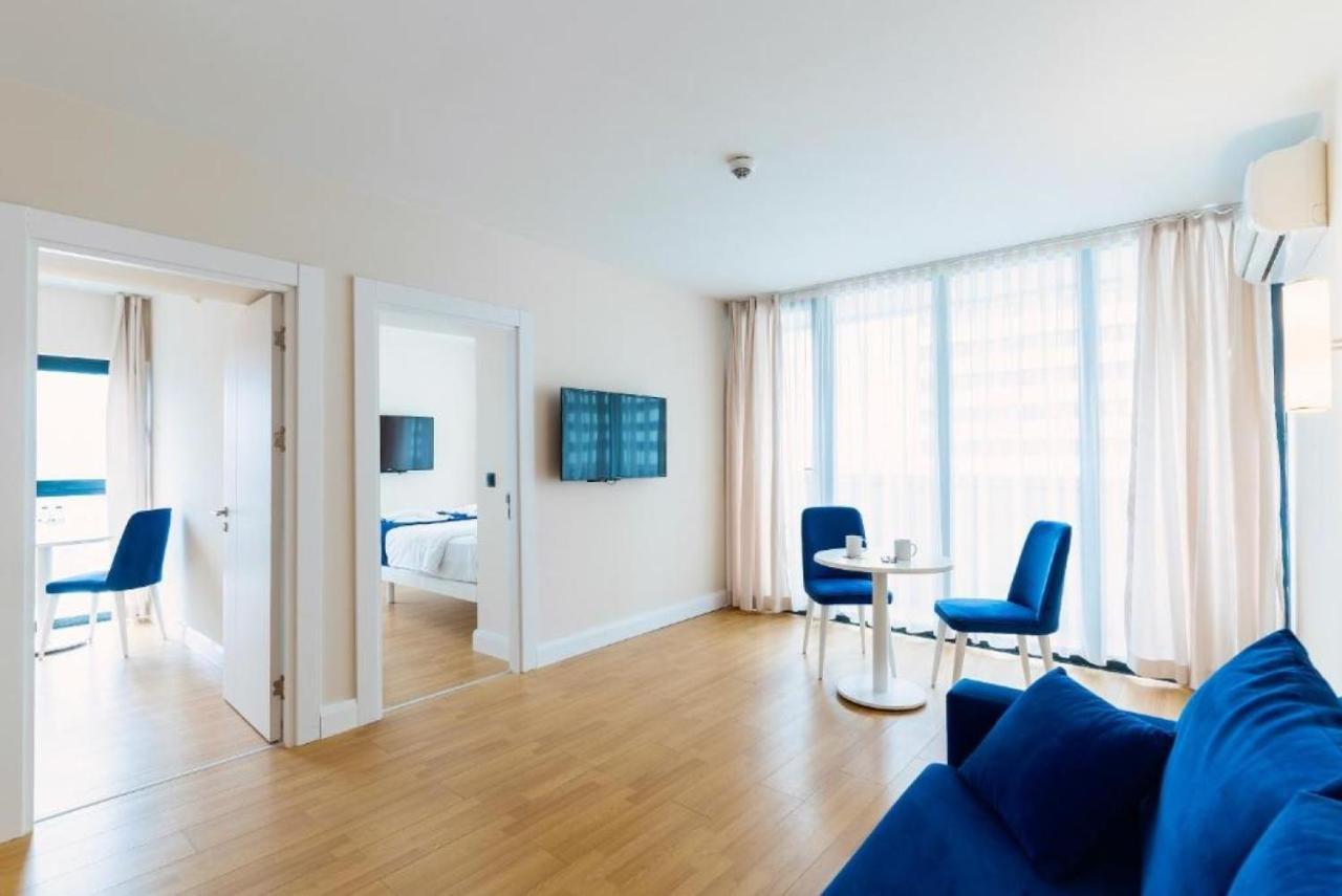 Luxury Sea View Apartments In Orbi City 巴统 外观 照片